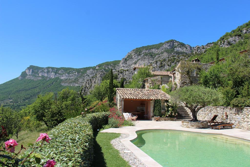 Domaine Du Roc Hotel Saou Exterior foto
